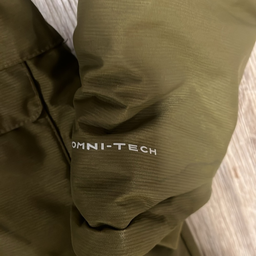 Columbia Omni-Tech Winter Coat - Picture 5 of 13